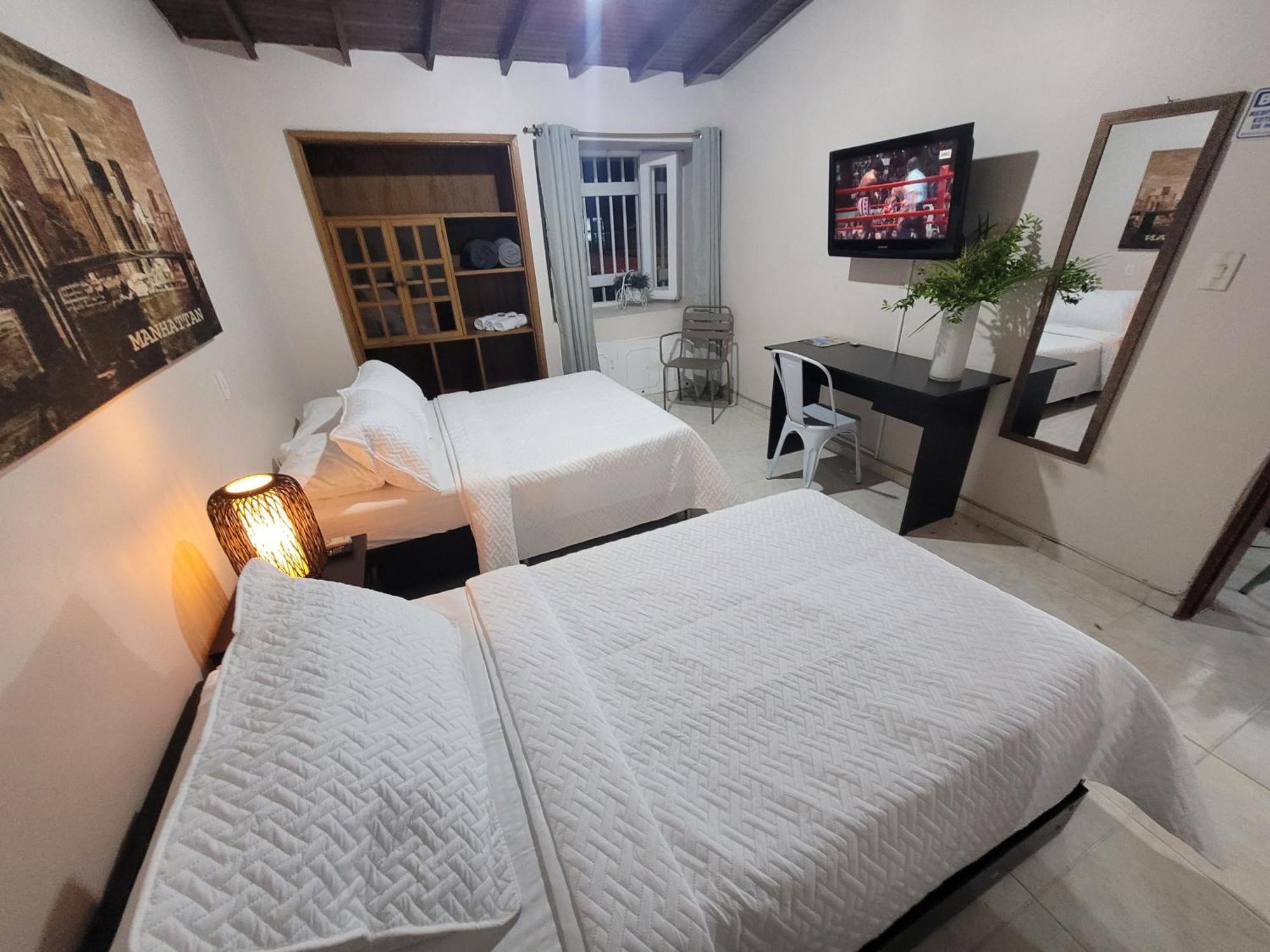 New Memphis Hostal Medellín Dış mekan fotoğraf