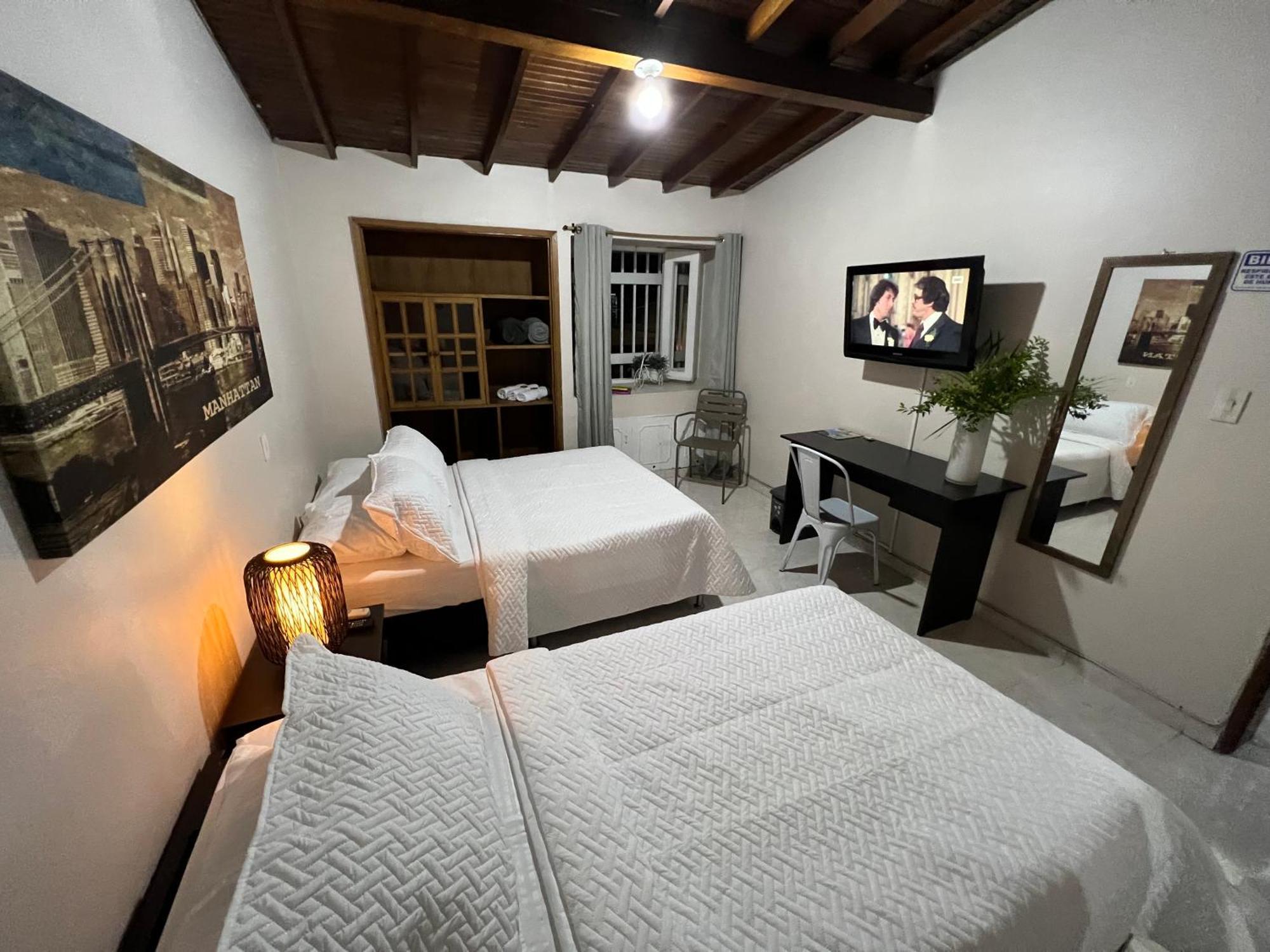 New Memphis Hostal Medellín Dış mekan fotoğraf